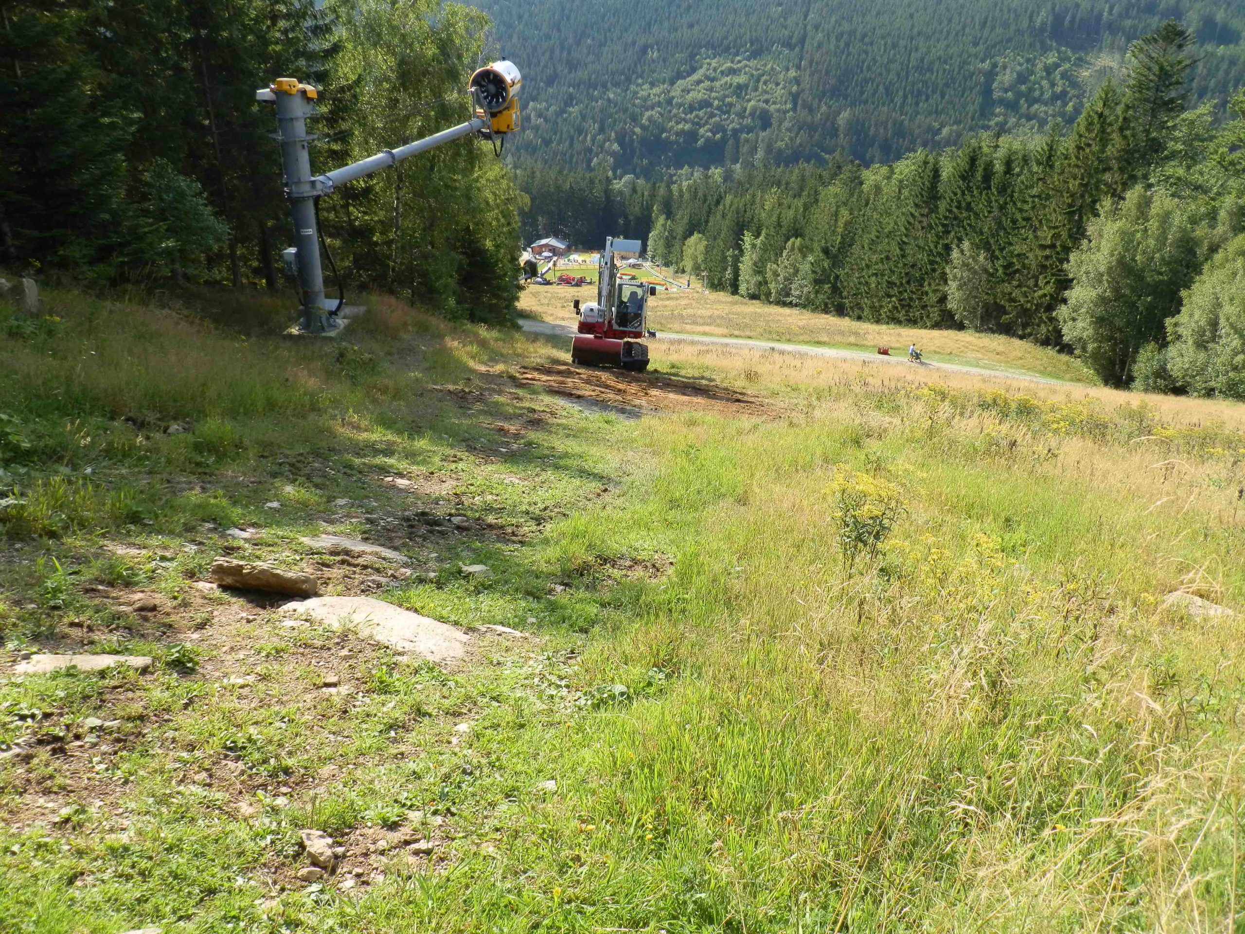 Zemní výkopové práce, terénní úpravy Dolní Morava
